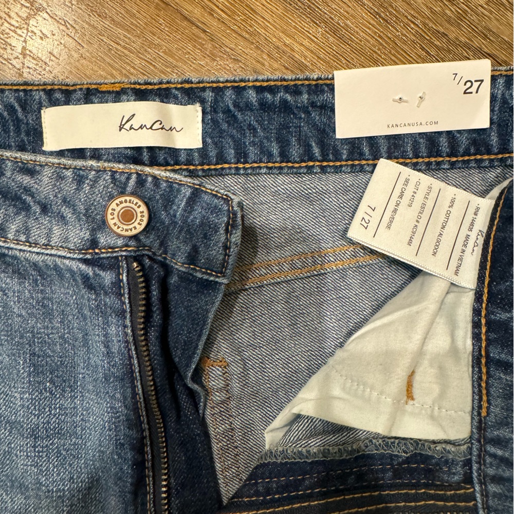 NWT Straight leg, distressed jeans - Picture 2 of 3